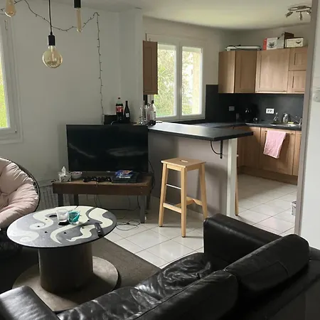 Cosy Apartment Saint-Sebastien-sur-Loire